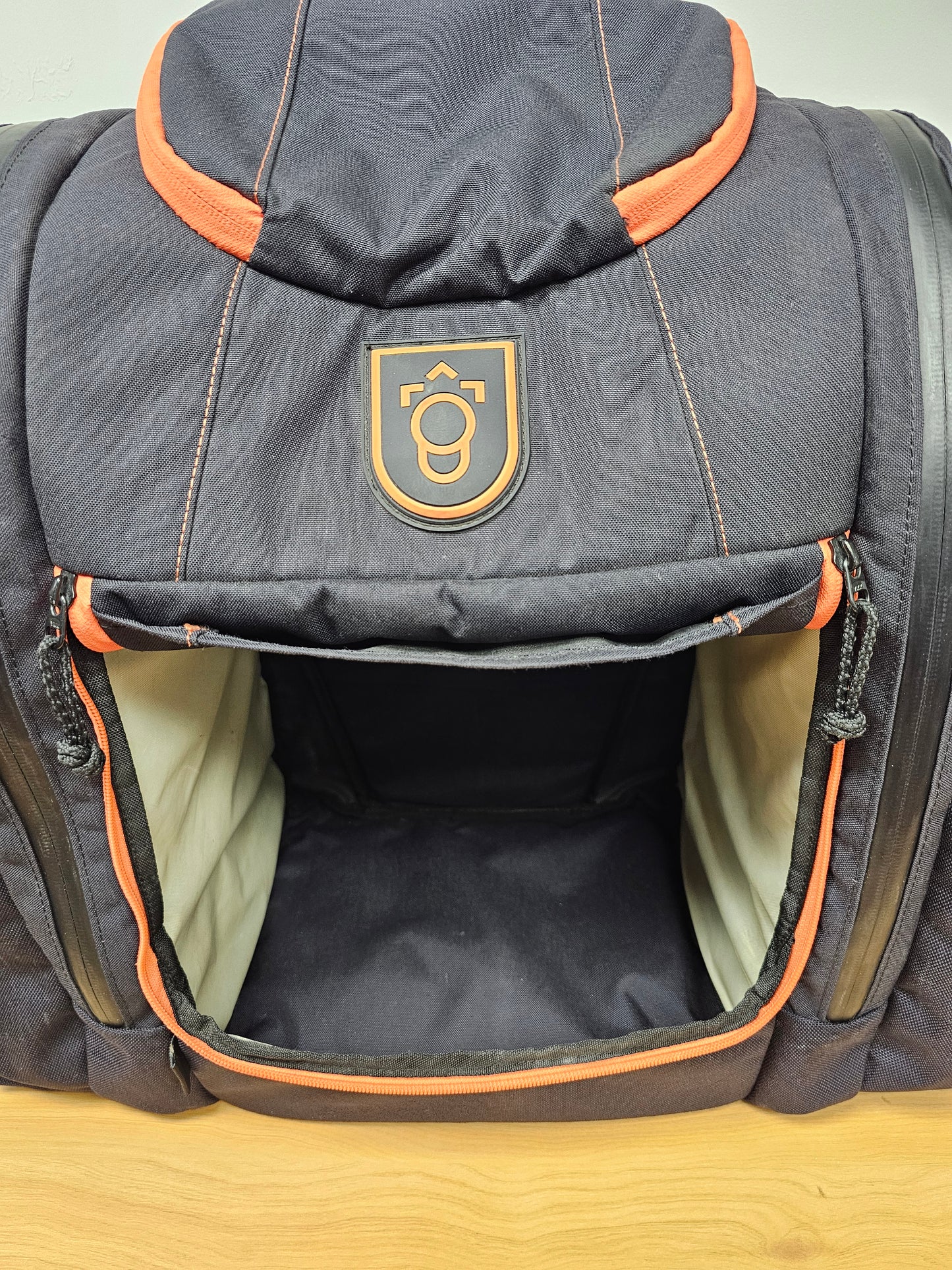 Used/Pre-Owned Squatch Legend 1.0 Disc Golf Bag