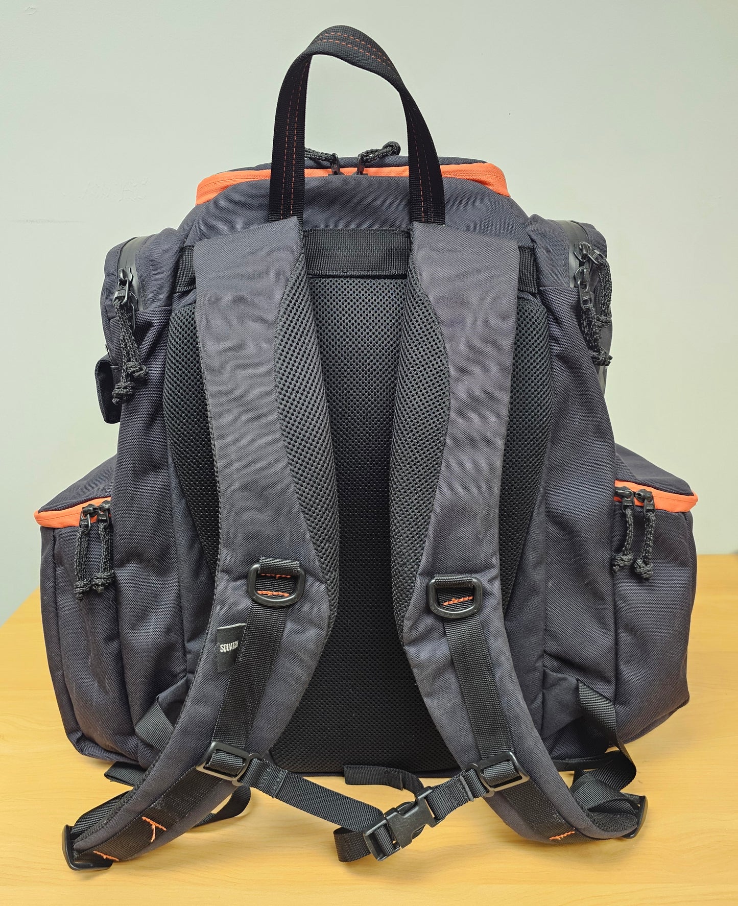 Used/Pre-Owned Squatch Legend 1.0 Disc Golf Bag